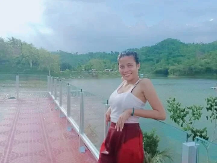 TightWetPussy69xのオフラインXXXチャット