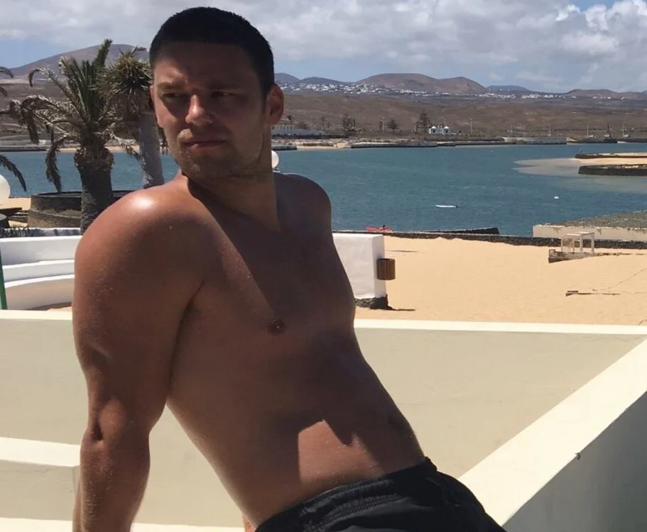 The_big_viking_ offline XXX-chat