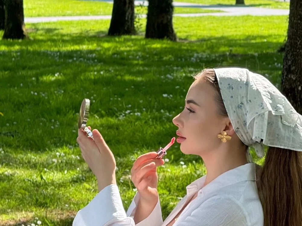 MelisaBlush offline XXX-chat