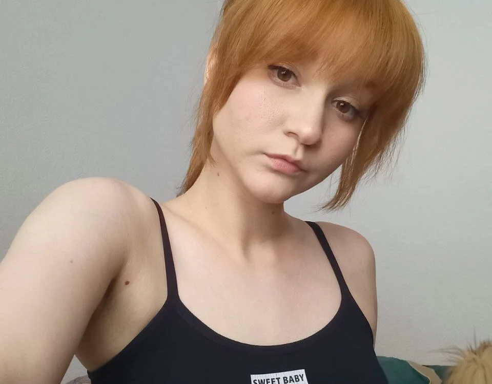 EadlinGrise's Offline XXX Chat