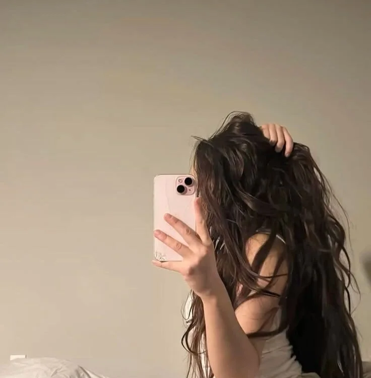 Keetylara Chat XXX offline