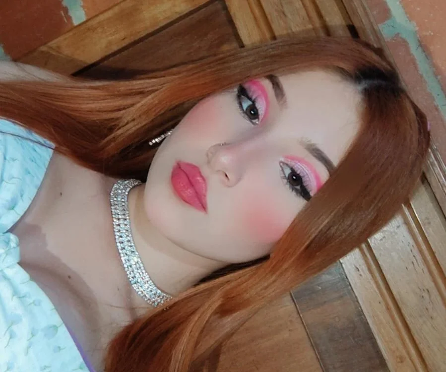 Daphne_tay offline chatrum