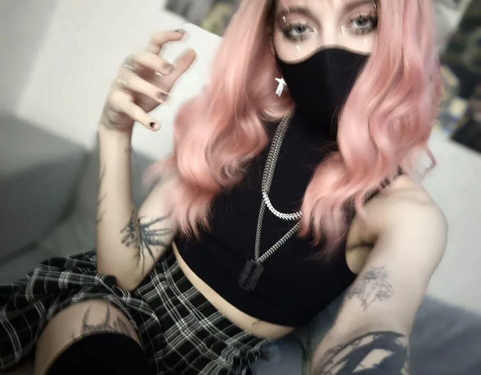Neya_Lette96 offline chatrum