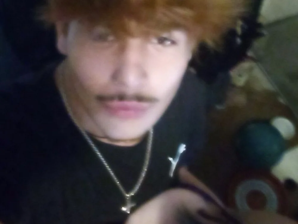 Jolee685's Offline Chat Room