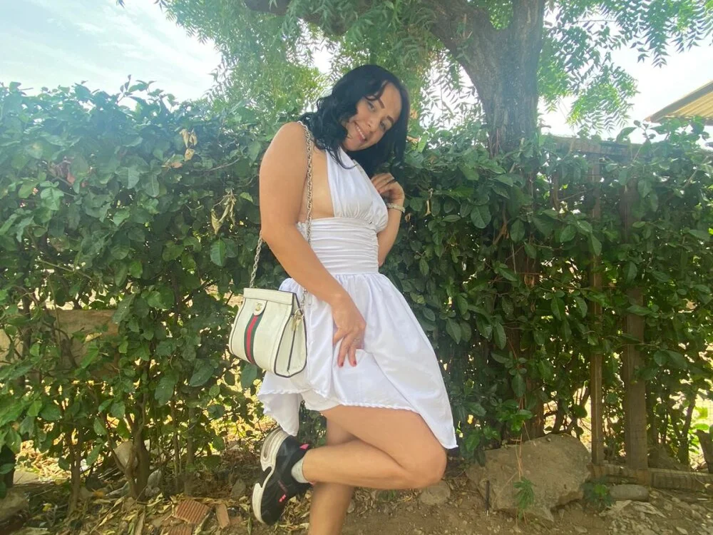 Little_Pau_Dirty Offline XXX Chat