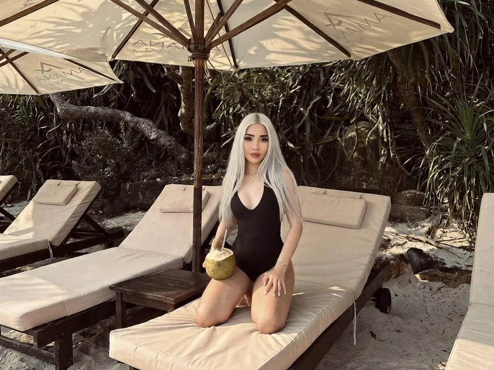 asianerd – Offline XXX chat