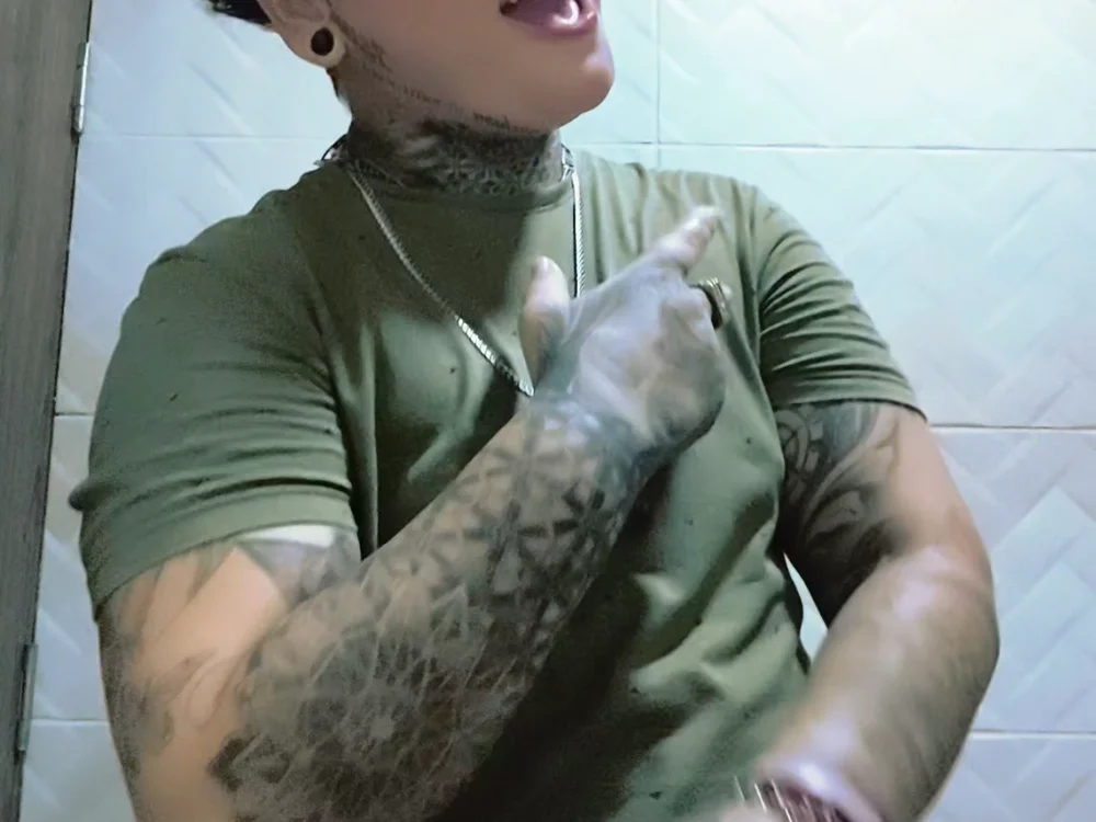 romina23 Chat XXX Ngoại tuyến