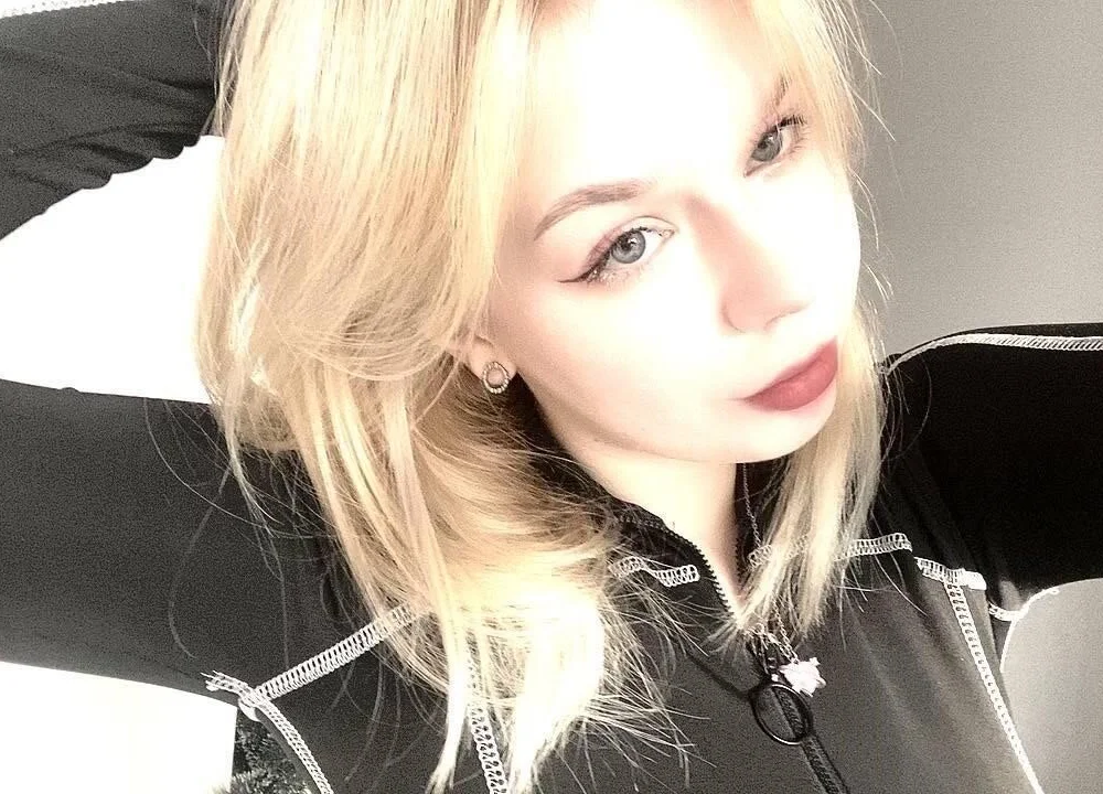 SynneFrancis' Offline XXX Chat