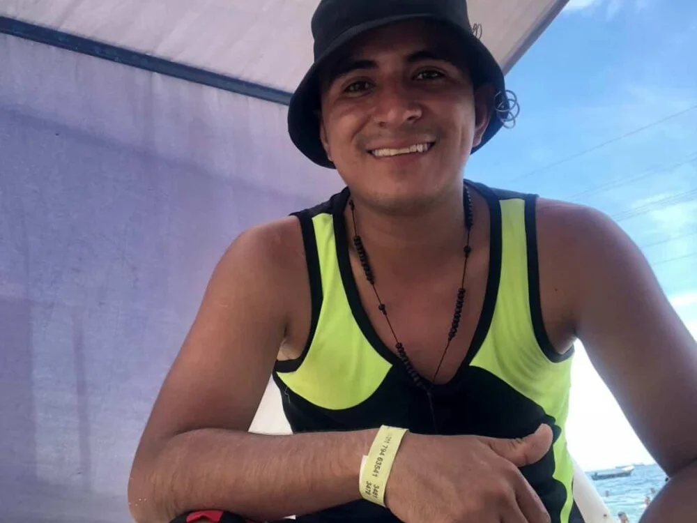 Офлайн-чат XXX FREDDIE_SCOTT