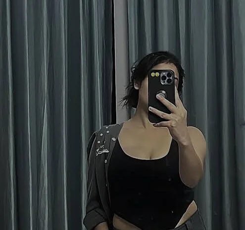 _Ameera_のオフラインXXXチャット