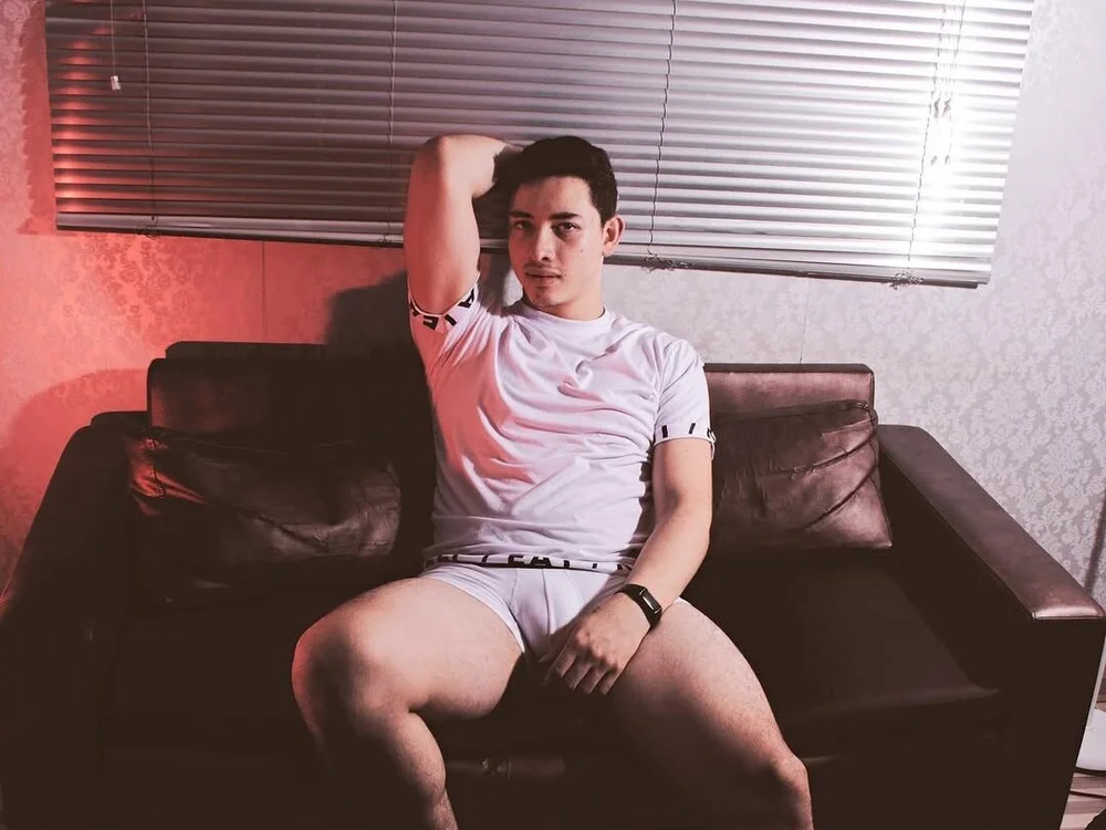 lexmiller1's Offline Chat Room