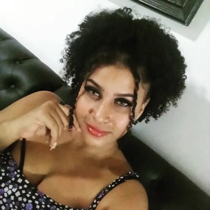 AYSHA_WATSON offline chatrum