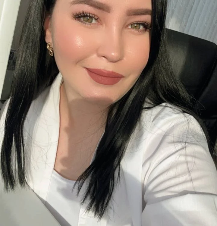 Amy_Ingram's Offline Chat Room
