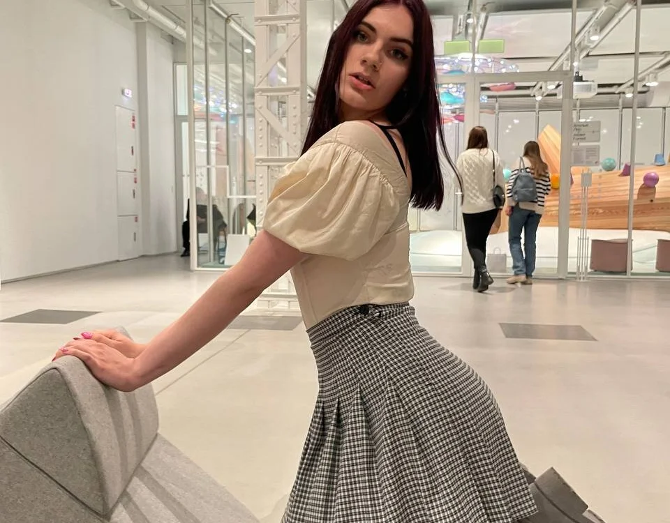 ShawtyNotshaw's Offline Chat Room