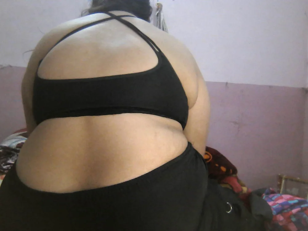 Lily_HOTT's Offline XXX Chat