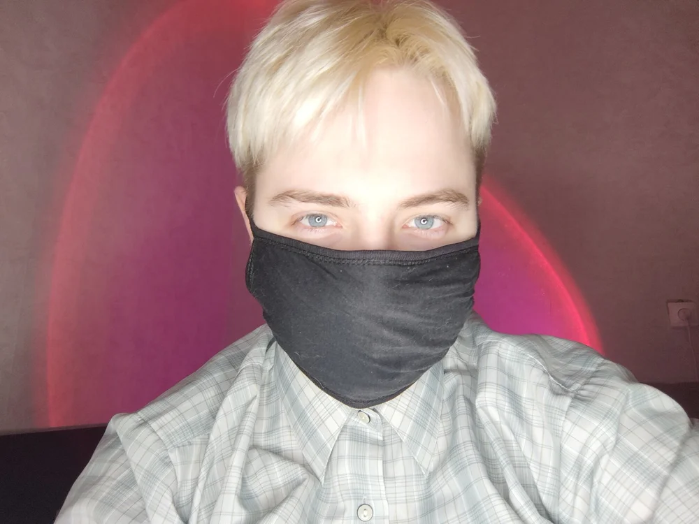 Syboge_Tits offline chatrum