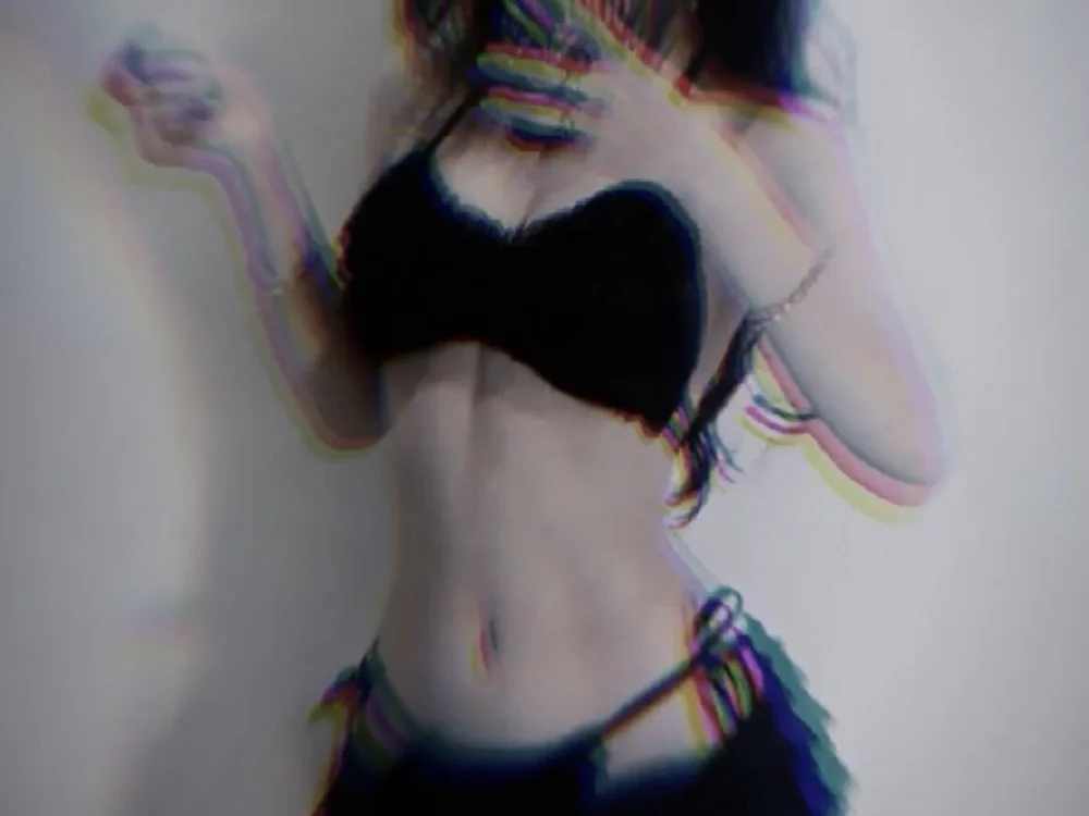 DoliceGirl2k Obrolan XXX Offline