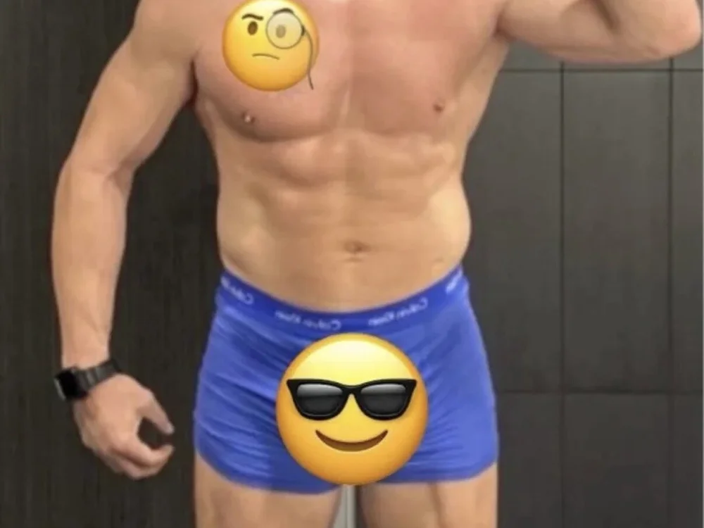 TaylorKingo: офлайн-секс-чат