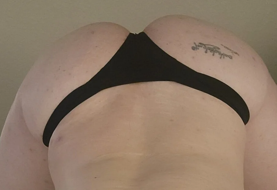 AsstasticButtSlut's Offline XXX Chat