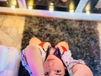 Violetta_Swett_'s Offline Chat Room