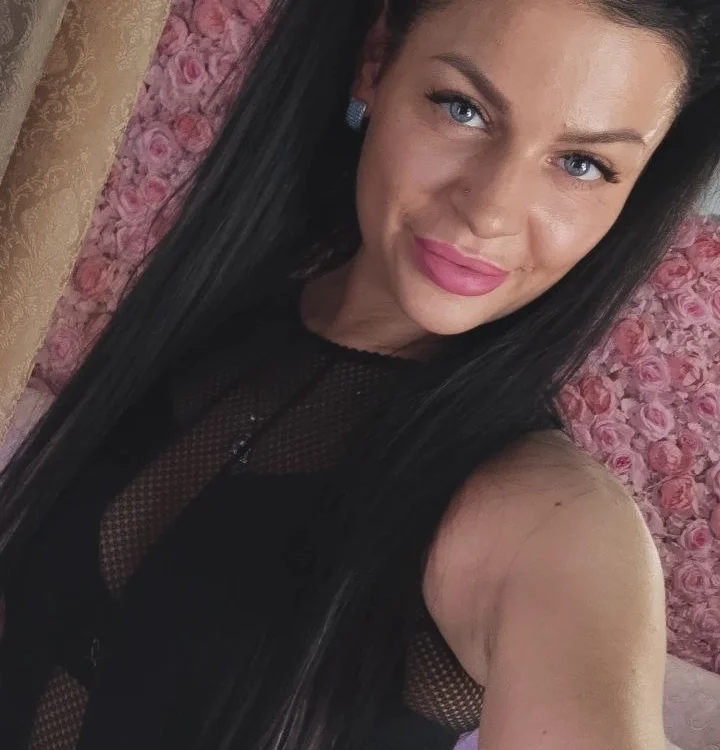 BlackFoxyyy 离线XXX聊天