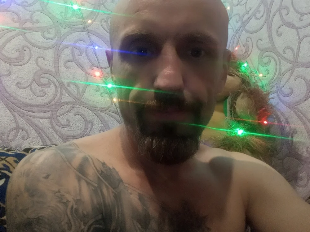 XREM801's Offline Chat Room