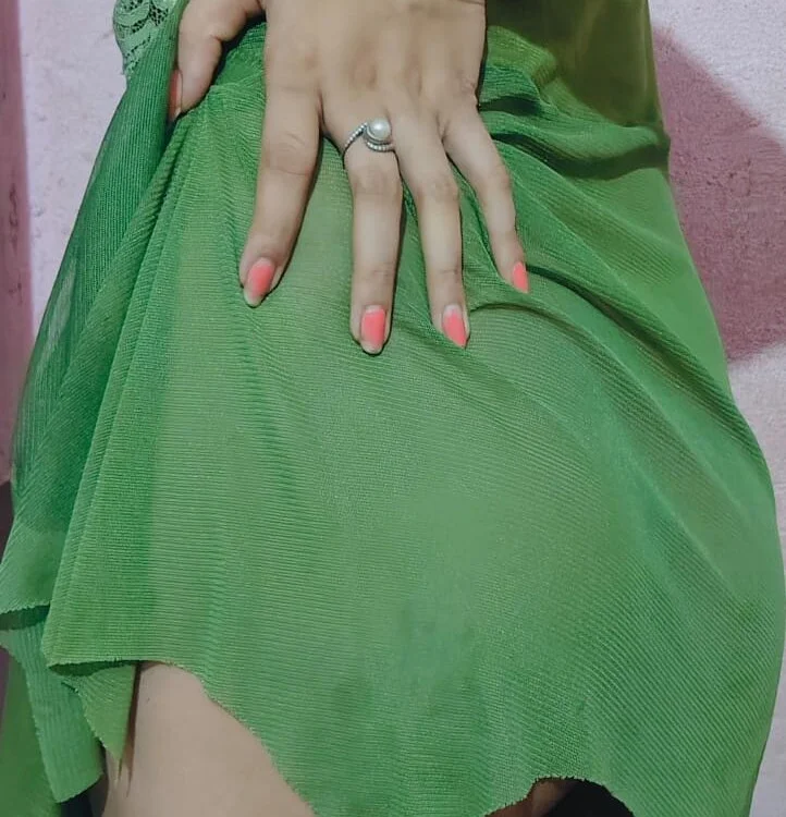 suneeta77 Adlı Modelin Çevrimdışı XXX Sohbeti