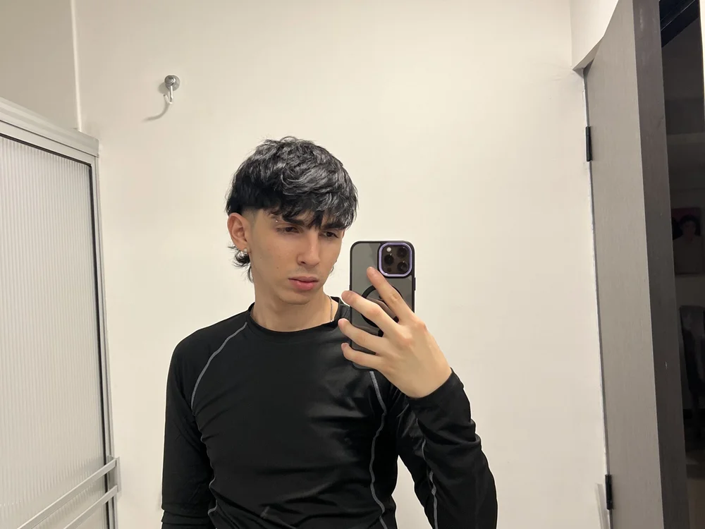 Offline chatovací místnost Vargas_7