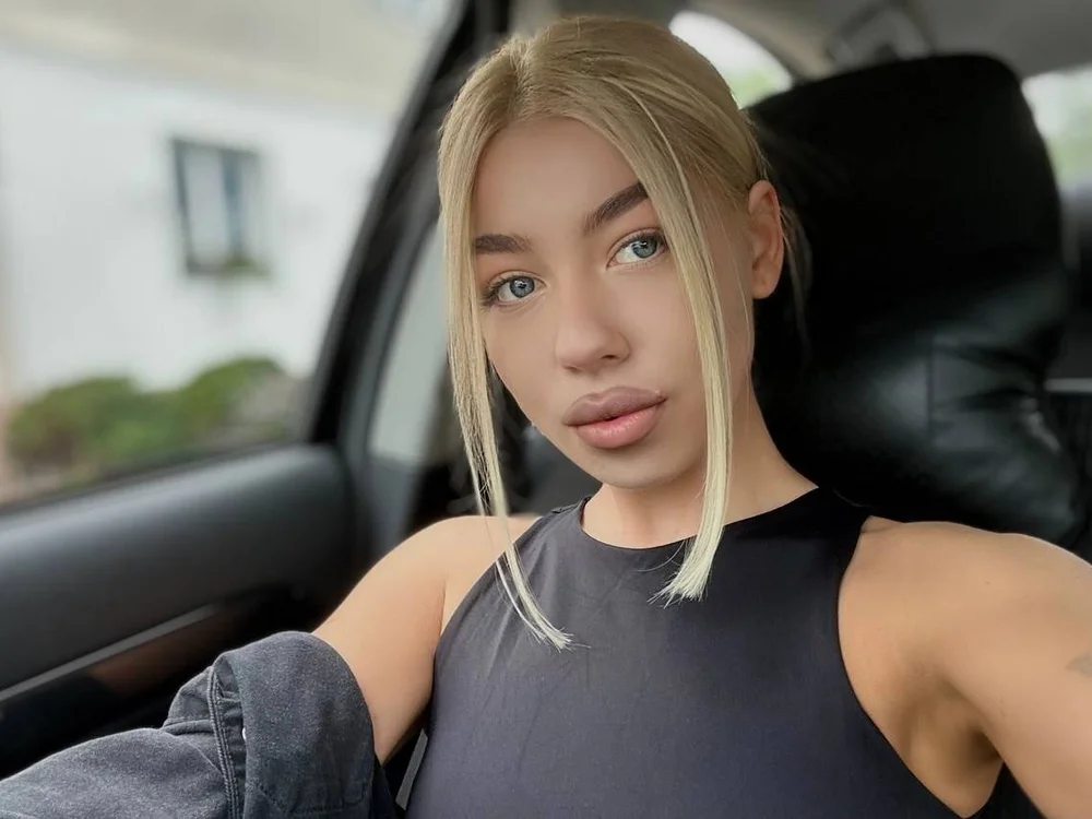 _MoonVibe_ Offline XXX-chat