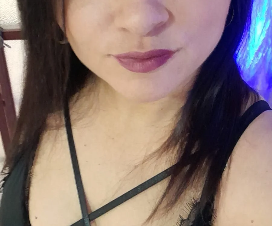 Chatroom XXX hors ligne de Linda_Lars