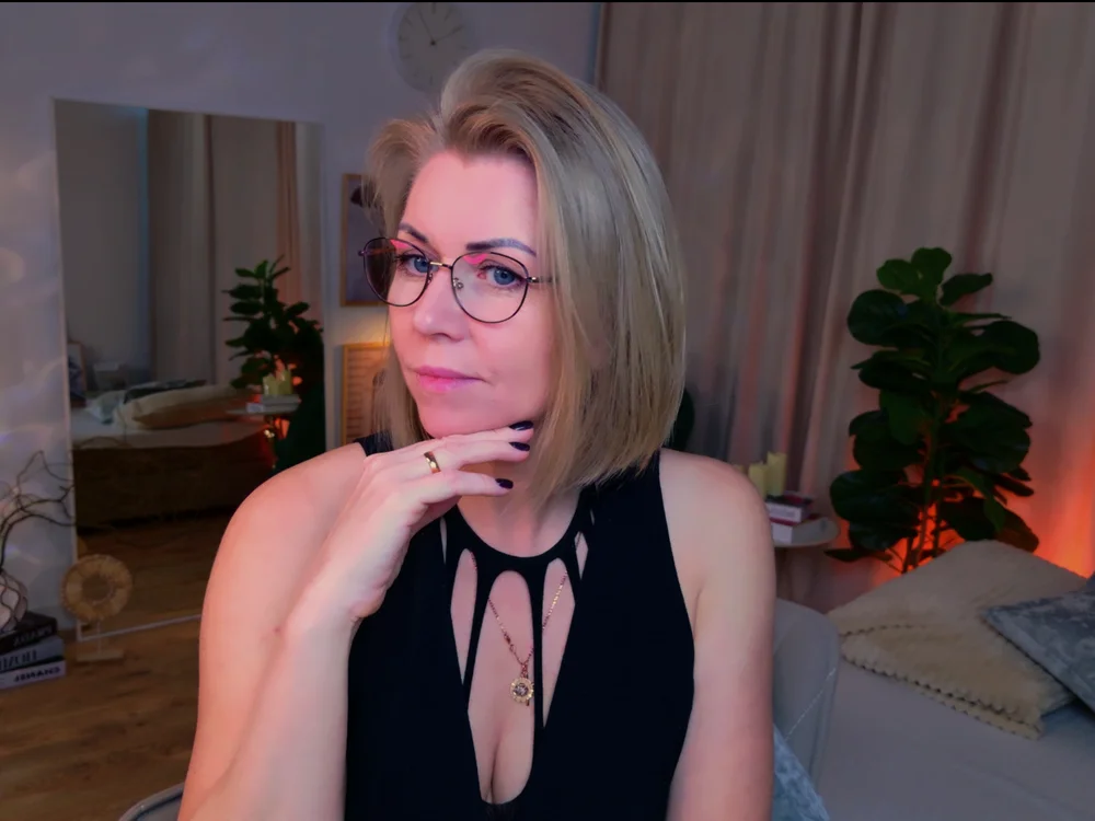 Annie_Light – Offline XXX chat