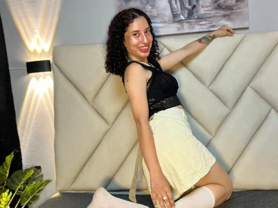 Luna__rose__ Female Twerklatin Cam Adult