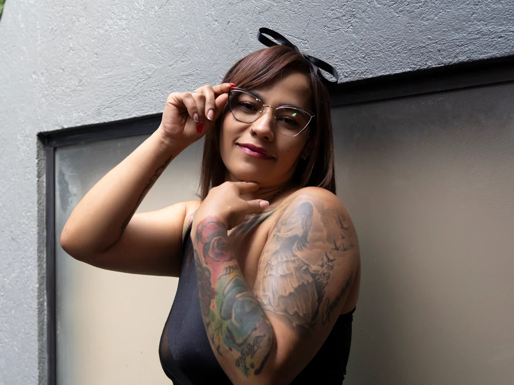 CelesteVega33 Adlı Modelin Çevrimdışı XXX Sohbeti