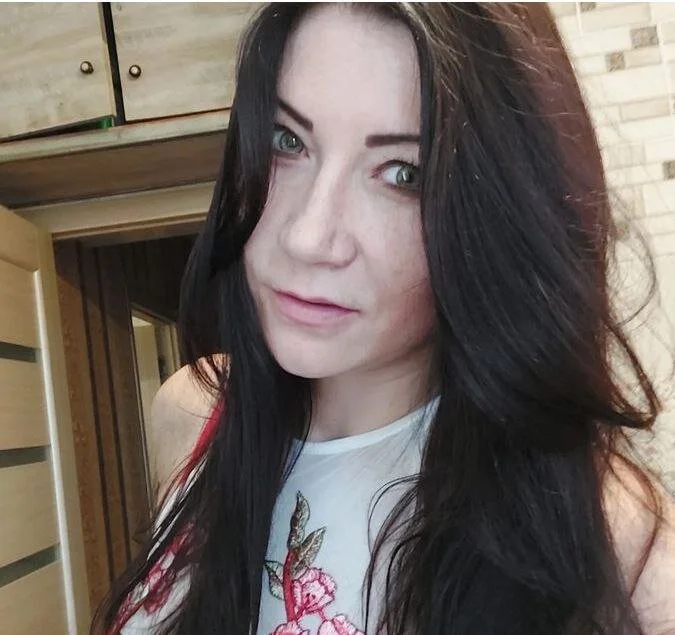 MariaEmbersx's Offline Chat Room