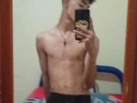 TYLERhHOT2005 webcam thumbnail