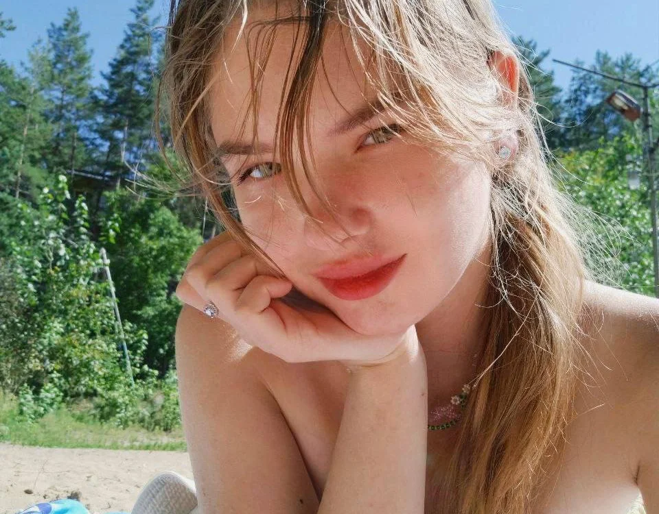 Saraa_Broown Live XXX Chat