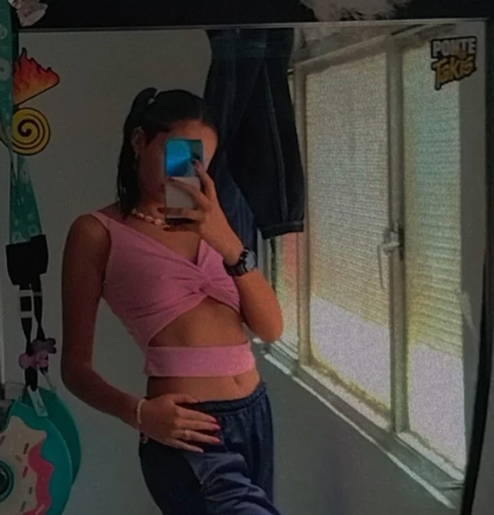 Naughty_stepsisters' Offline XXX Chat