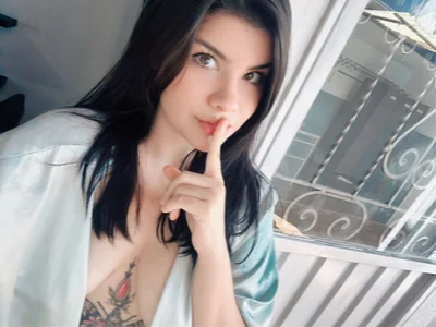 Lisharperx Female Dildoorvibratordeepthroat Free Cam Adult