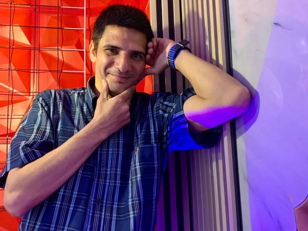 Adam_Arango: офлайн-секс-чат