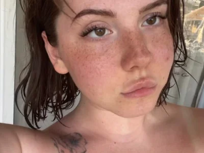 AmieOkuniewski - Girl 