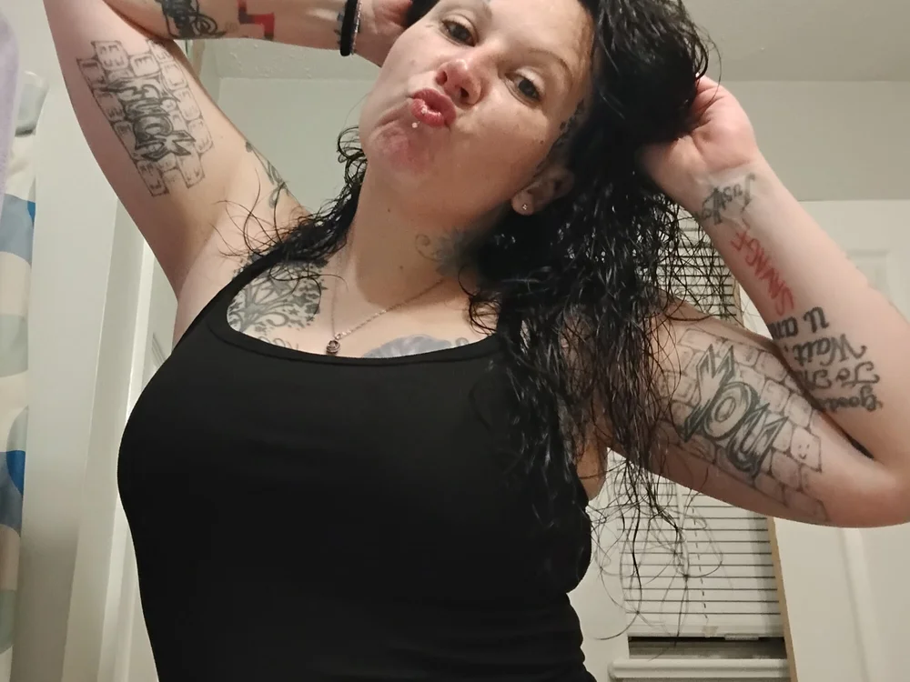 Offline chatovací místnost Butterfly_Babe37