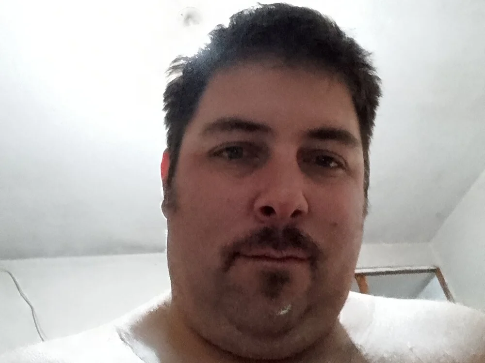 Chatroom XXX hors ligne de yorugua_12