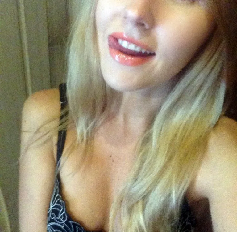 Laurane's Offline Chat Room
