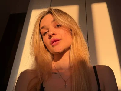 Blondy_77 Couple Dirtytalk Live Cam Nude