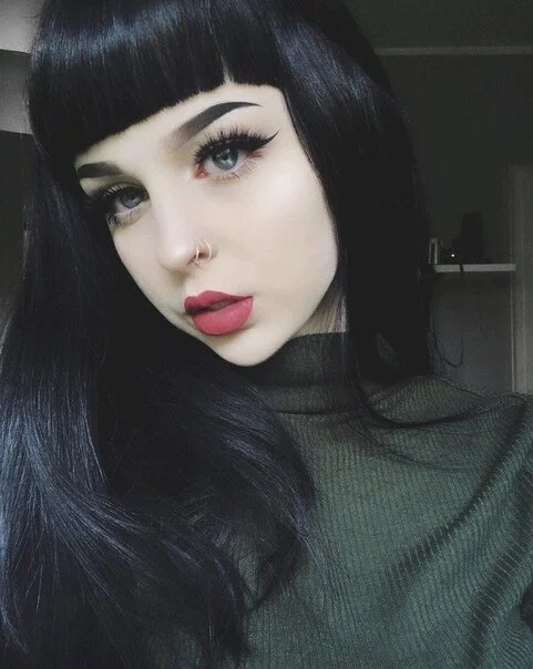 Stormi_mol's Offline Chat Room
