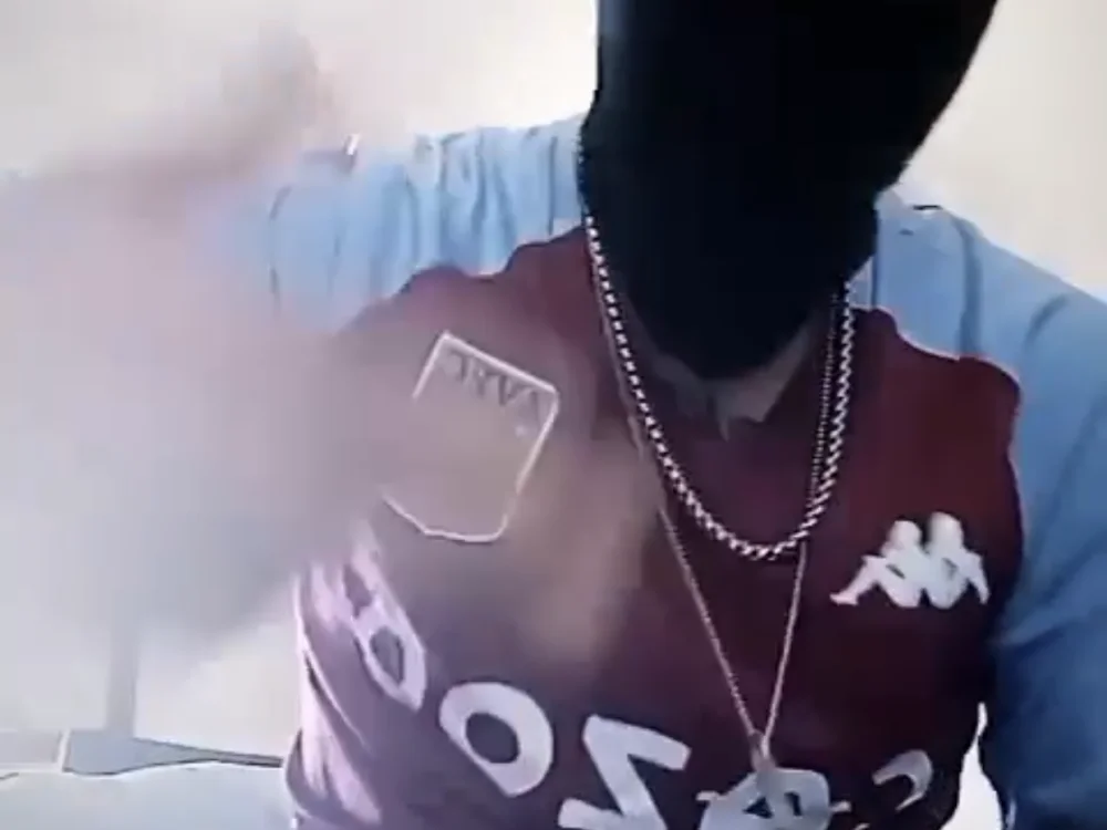 bigdiiiickkk 離線 XXX 聊天