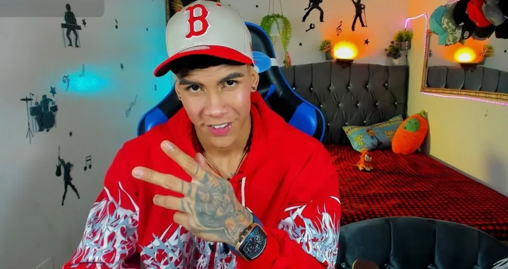 Offline XXX chat Damian_latinxxx