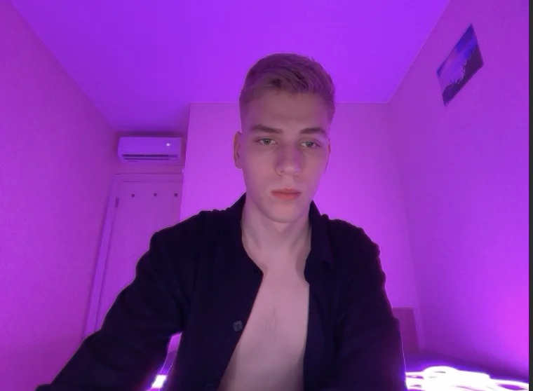 NickMaykls' Offline Chat Room
