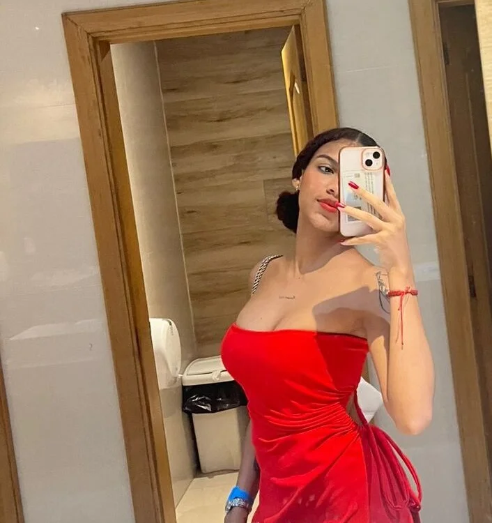 SaraBloom_ – Offline XXX chat