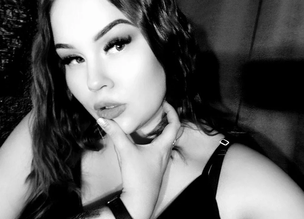 VikkiVuk offline chatrum